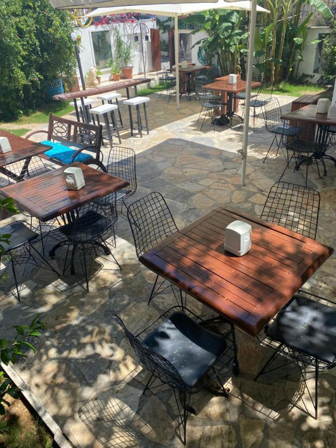 Mavi Butik Apart Çeşme Luaran gambar