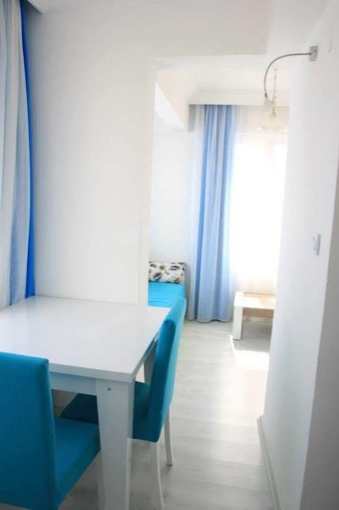 Mavi Butik Apart Çeşme Luaran gambar