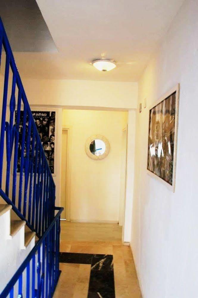 Mavi Butik Apart Çeşme Luaran gambar