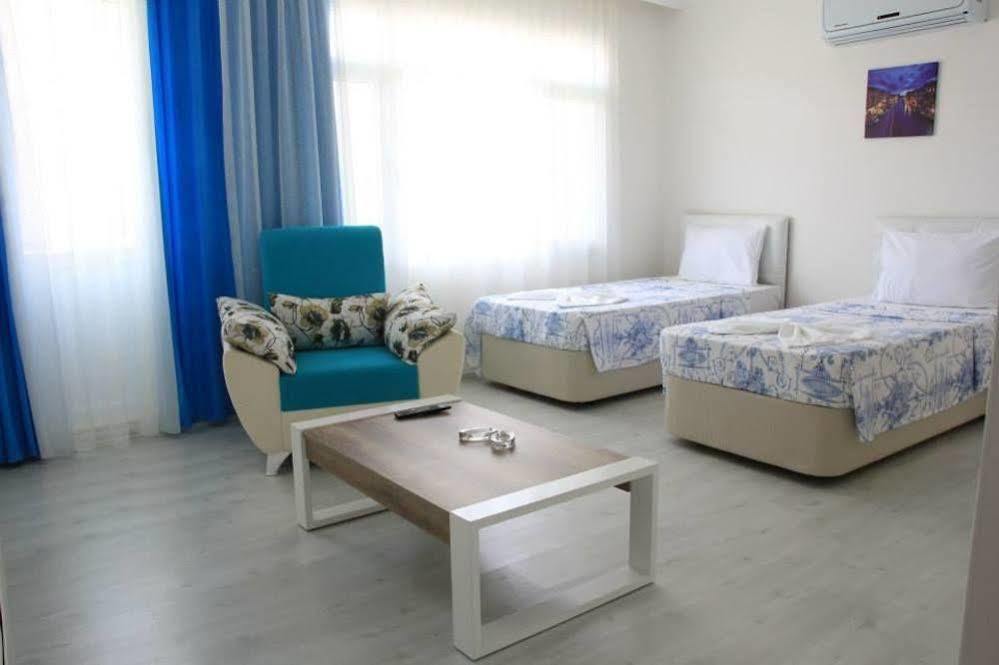 Mavi Butik Apart Çeşme Luaran gambar
